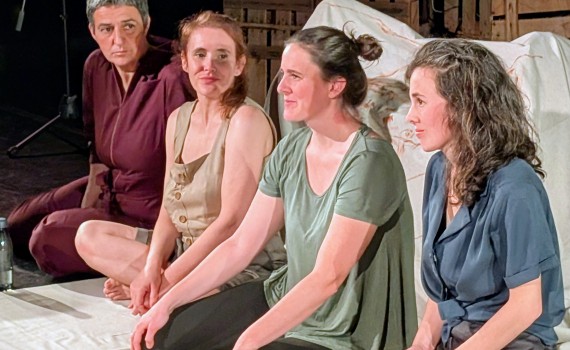 Elenco: Patricia Arroyo, Belén de Santiago y Laura Santos, acompañadas de Petra Benyei. Foto: CSIC, noviembre 25