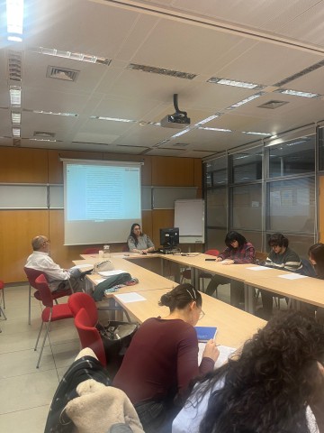 Un grupo de estudiantes del Master en Estudios Clásicos UCM-UAM-UAH visita el Diccionario Griego-Español del ILC